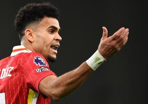 留个心眼！阿斯：迪亚斯要求赔偿条款，注册失败可获巴萨巨款赔金